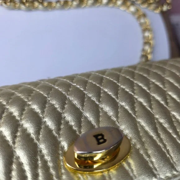 Bally Gold Quilted Lambskin Leather Crossbody Bag Purse Gold Chain Small Vintage - Picture 9 of 15